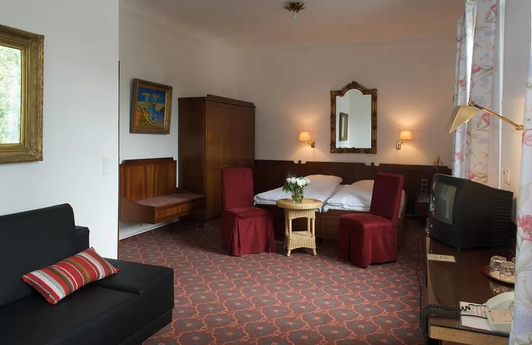 Hotel Schmidt-1